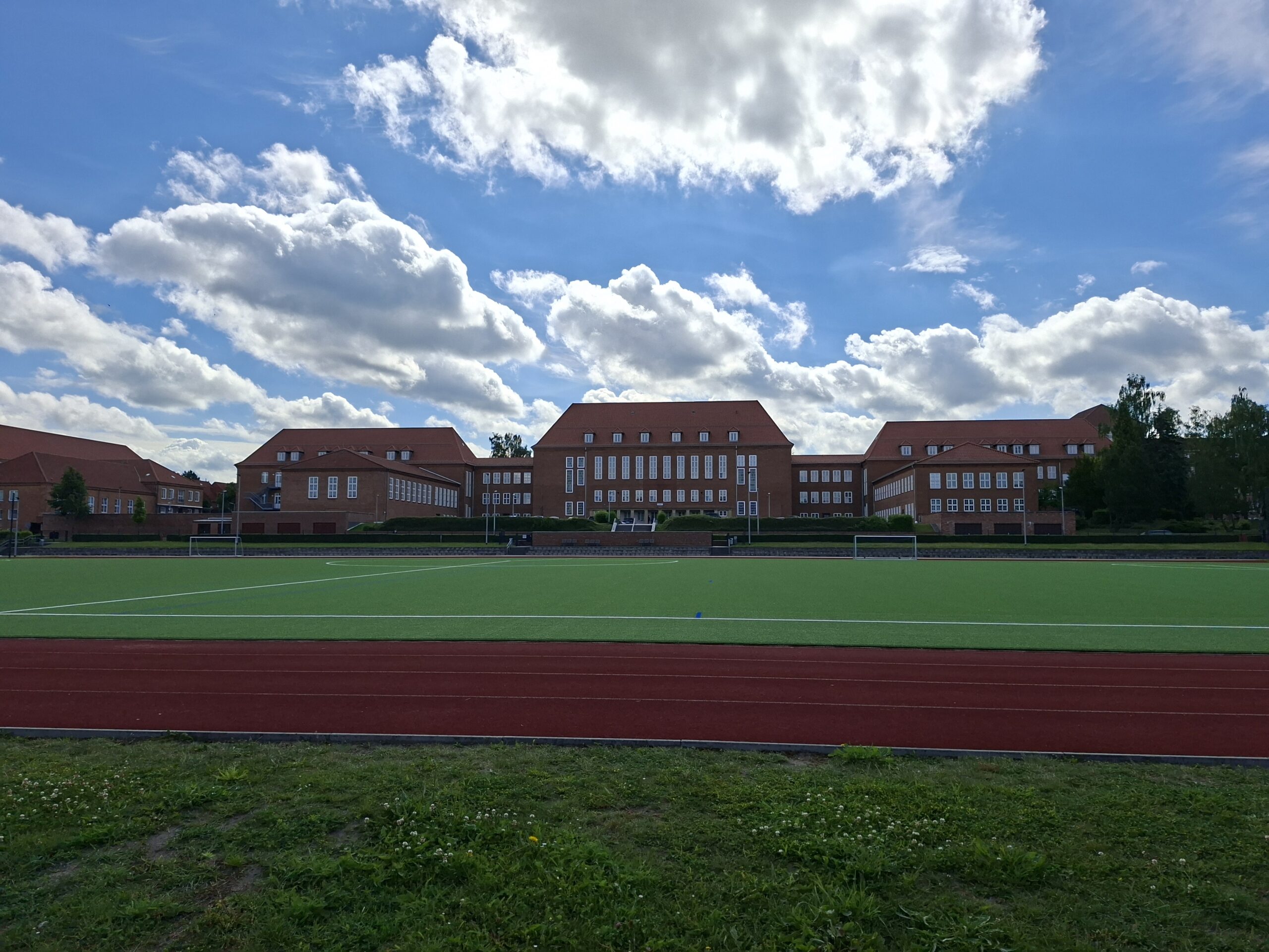 Blick auf die Hochschule Güstrow